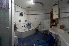 Badezimmer EG